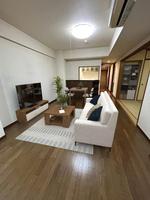 リビング:家具を配置しましたイメージ写真になります。